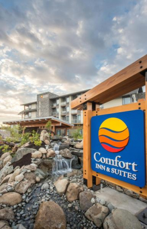  Comfort Inn & Suites  Кампбелл Ривер